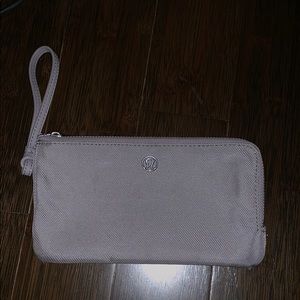 lululemon wallet